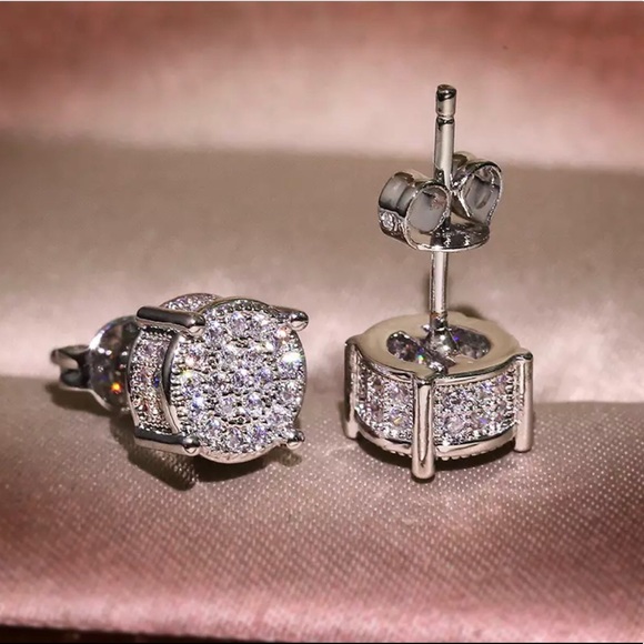 925Sterling Silver BLING ICED HIP HOP STUD EARRING - Picture 3 of 10